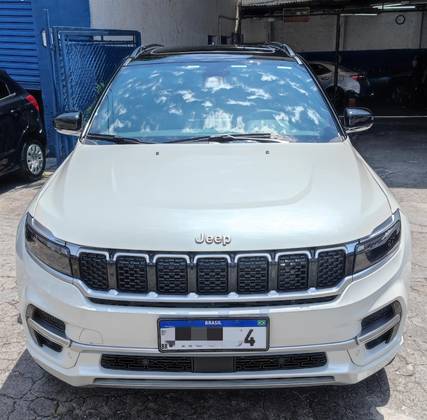 JEEP COMMANDER 2.0 TD380 TURBO DIESEL OVERLAND AT9